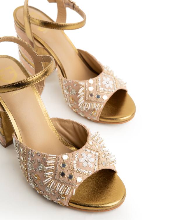 Athena : Tower Heels - Image 3
