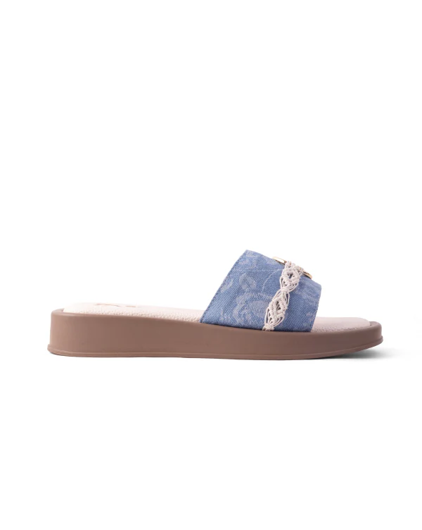 Blue Me Away : Bomba Sliders - Image 4