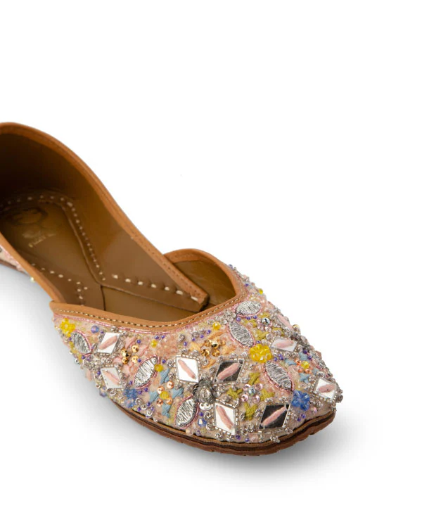 Cocktail Confetti : Juttis - Image 3
