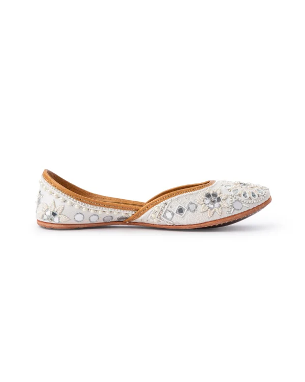 Cold Play : Juttis - Image 3