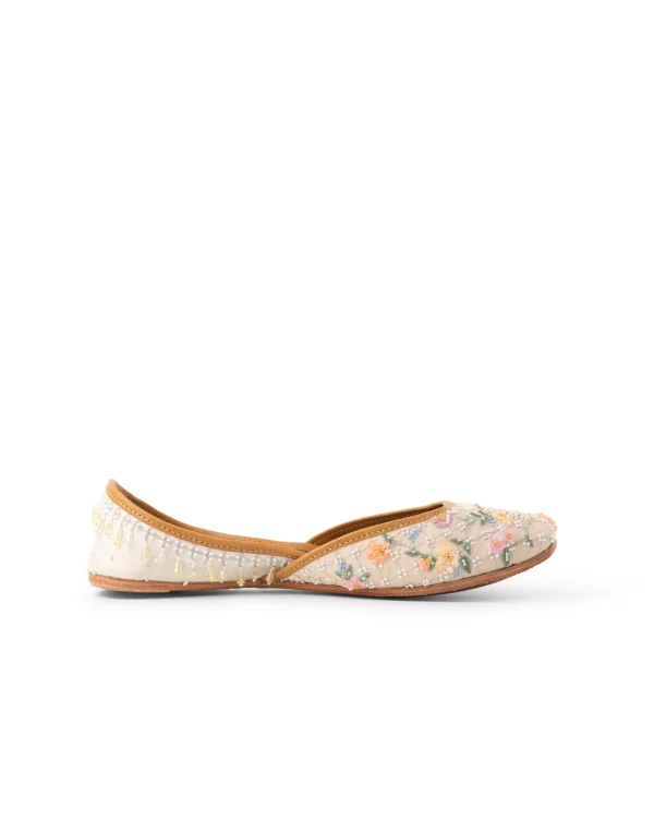 Floral Shower : Juttis - Image 4
