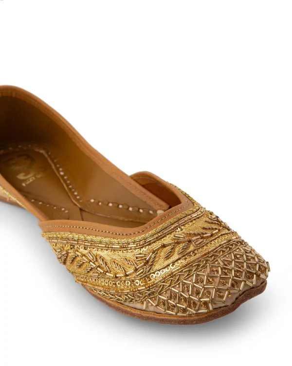 Gild Trip : Juttis - Image 3