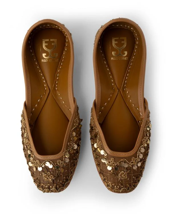 Golden Hush : Juttis - Image 2