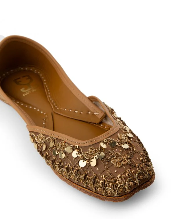 Golden Hush : Juttis - Image 3