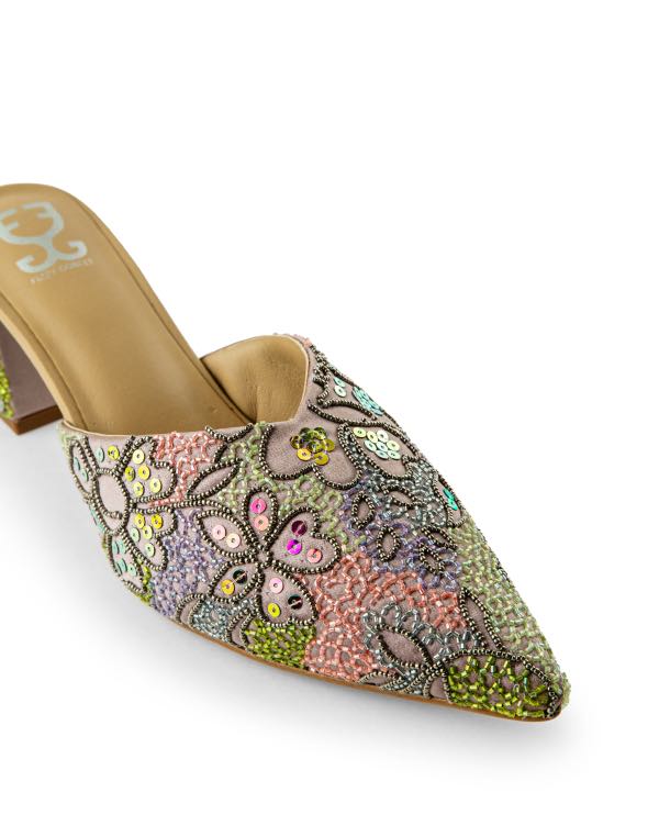 Holland Village : Mule Heels - Image 3