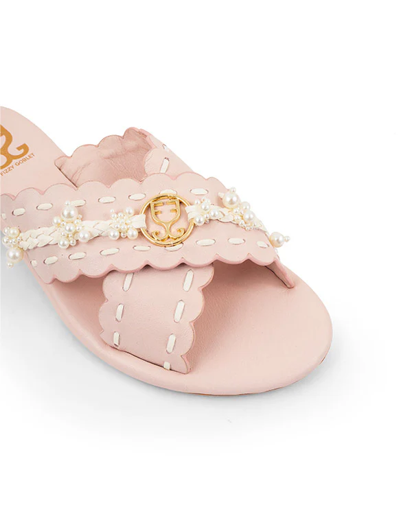 Julie : Criss Cross Sliders - Image 3