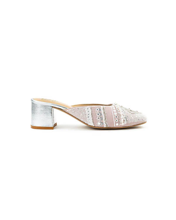 Love Actually : Heels - Image 4