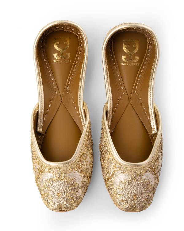 Maharani Mode : Juttis - Image 2