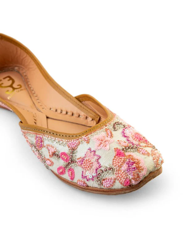 Pinklet : Juttis - Image 3