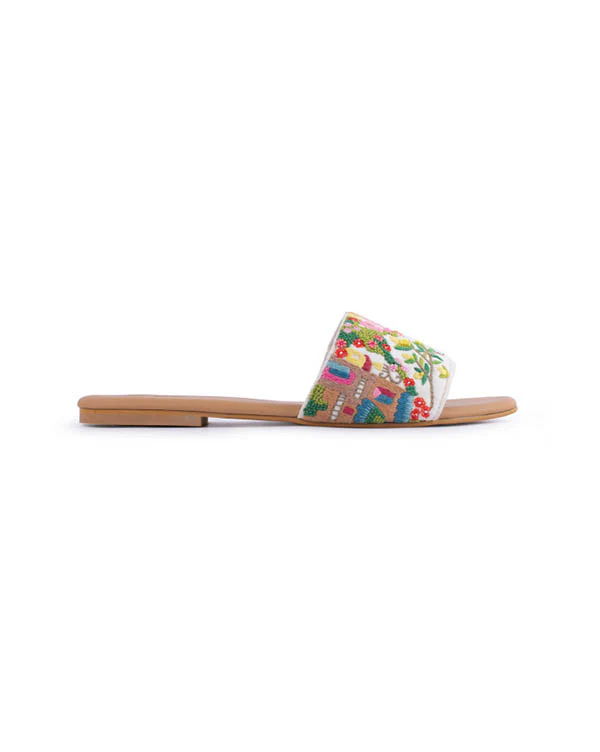 Positano : Sandals - Image 4