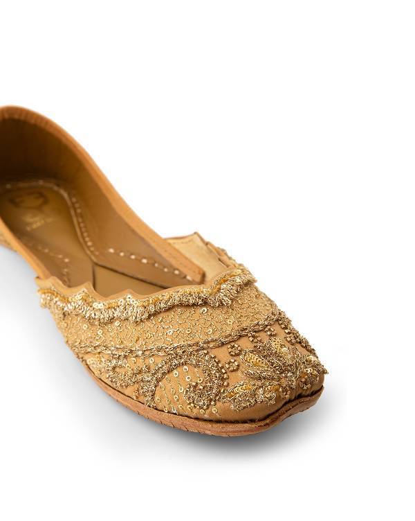 Sangeet & Repeat : Juttis - Image 3