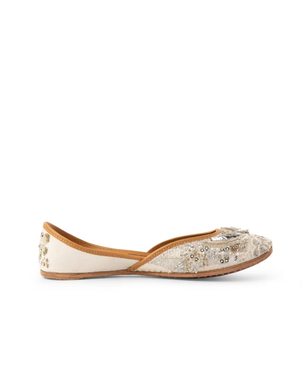 Silver Screen : Juttis - Image 4