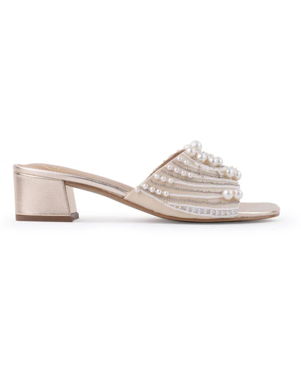 Swan Song : Sandal Heels - Image 4