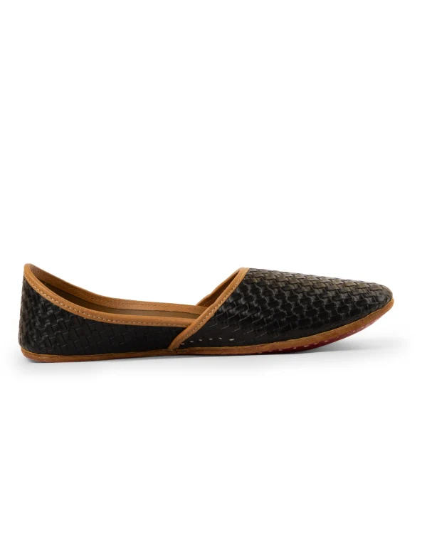 Voyager Black : Juttis For Men - Image 4