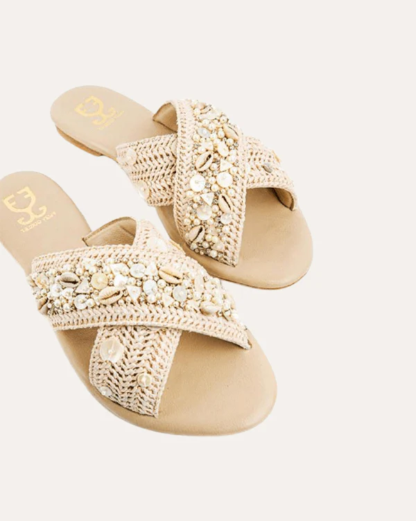 White Sands : Criss Cross Slides - Image 3